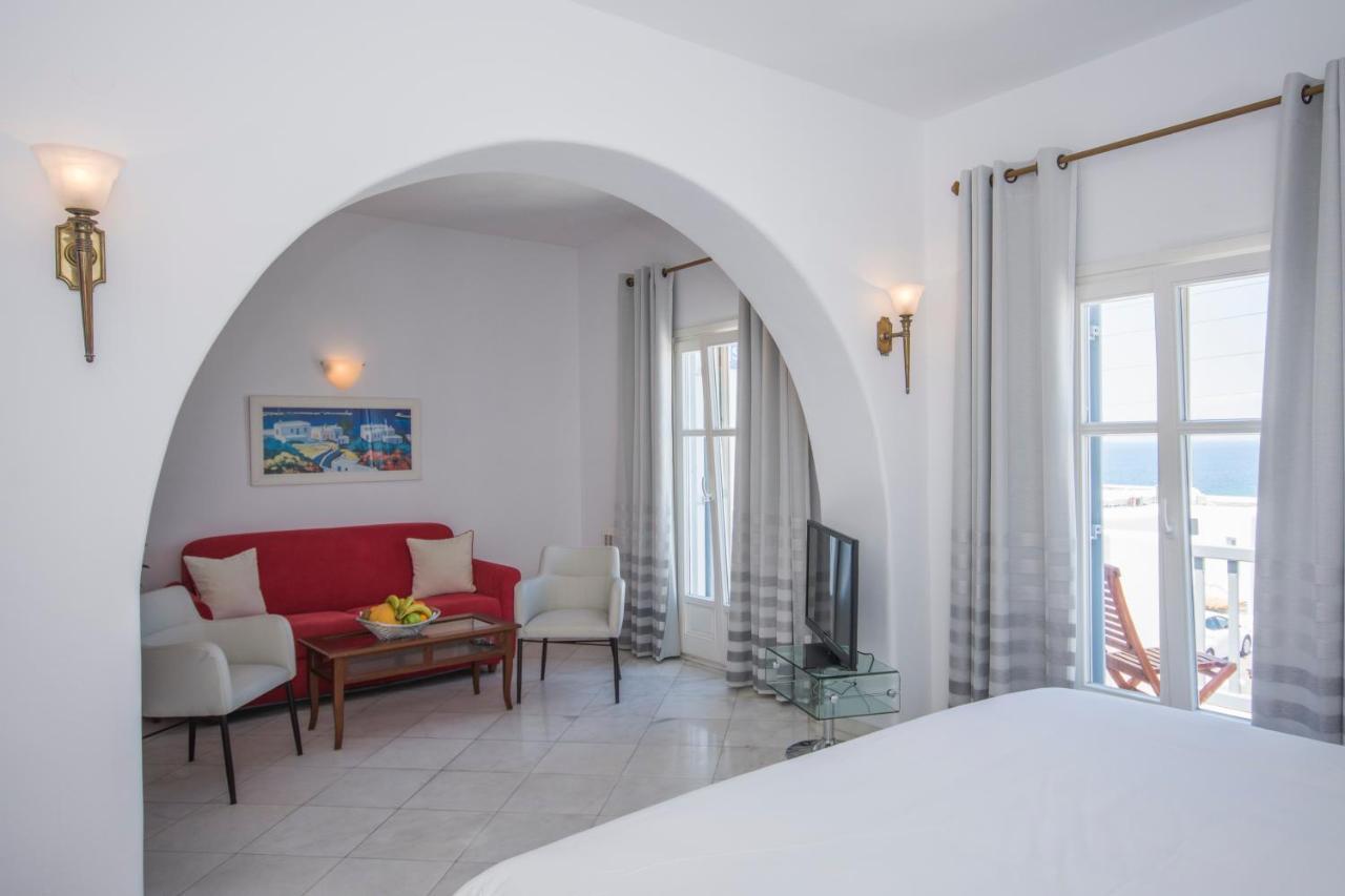 Adonis Hotel